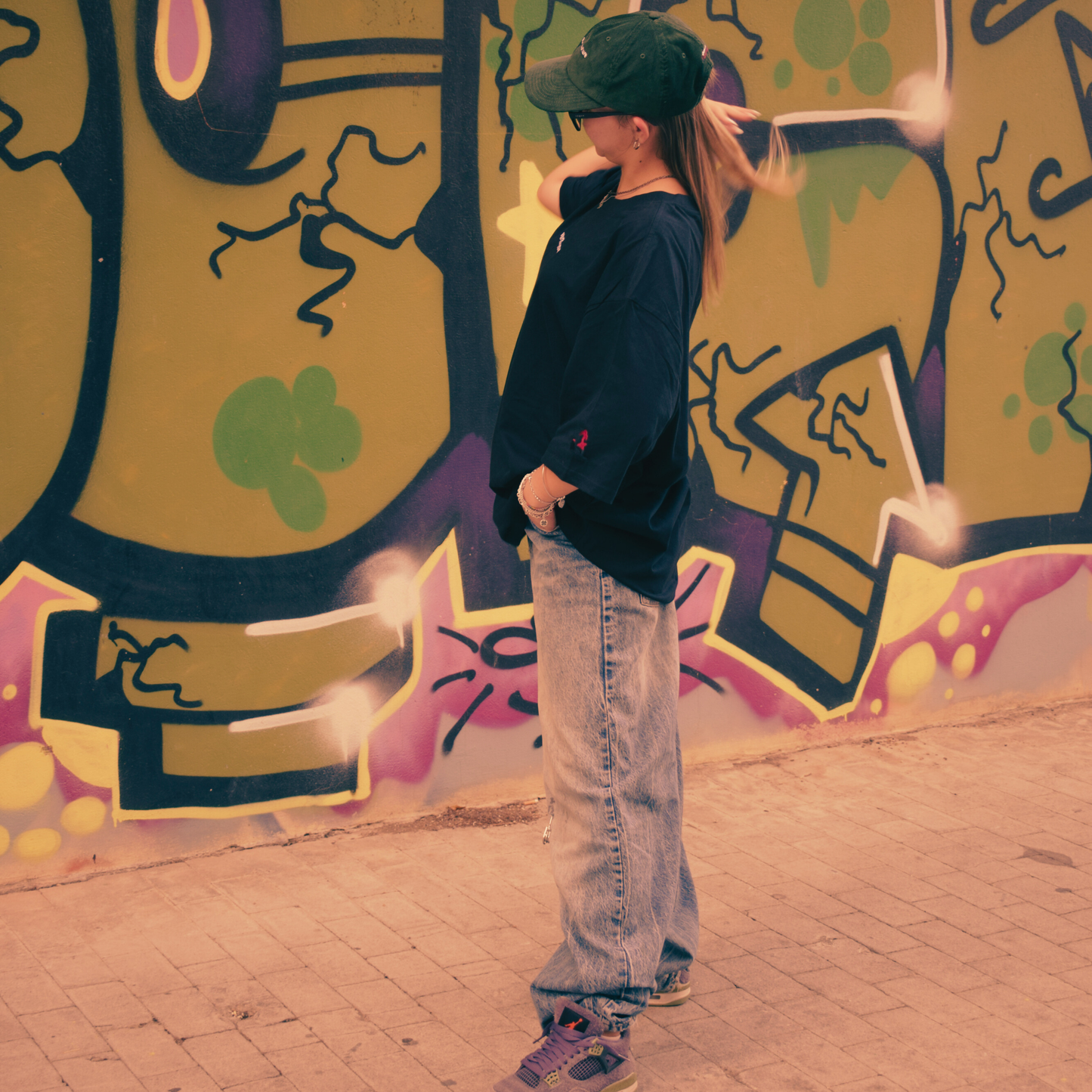 CULTURE OVERSIZE TEE